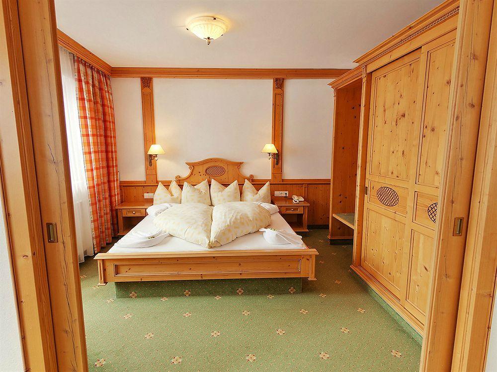 Alpenhotel Tirolerhof Neustift im Stubaital Luaran gambar