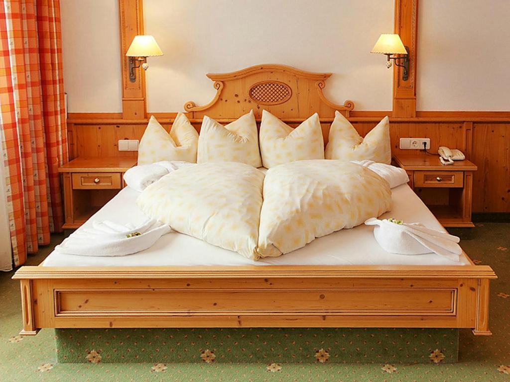 Alpenhotel Tirolerhof Neustift im Stubaital Luaran gambar