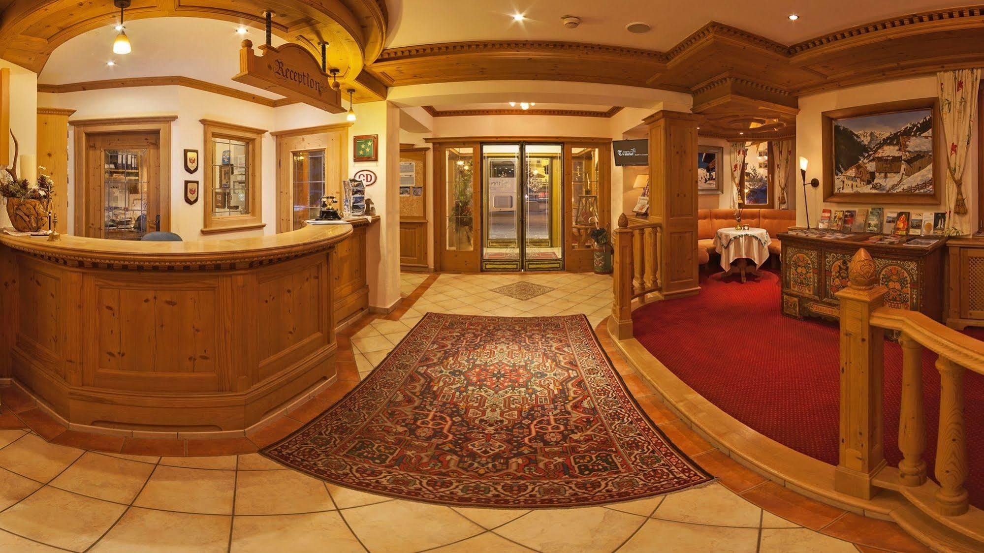 Alpenhotel Tirolerhof Neustift im Stubaital Luaran gambar