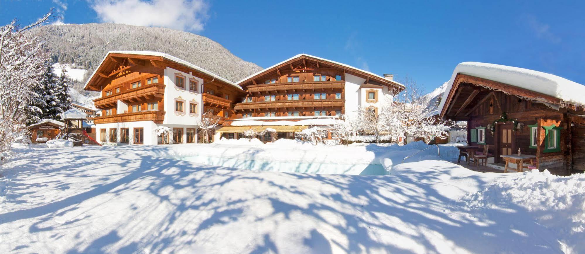 Alpenhotel Tirolerhof Neustift im Stubaital Luaran gambar